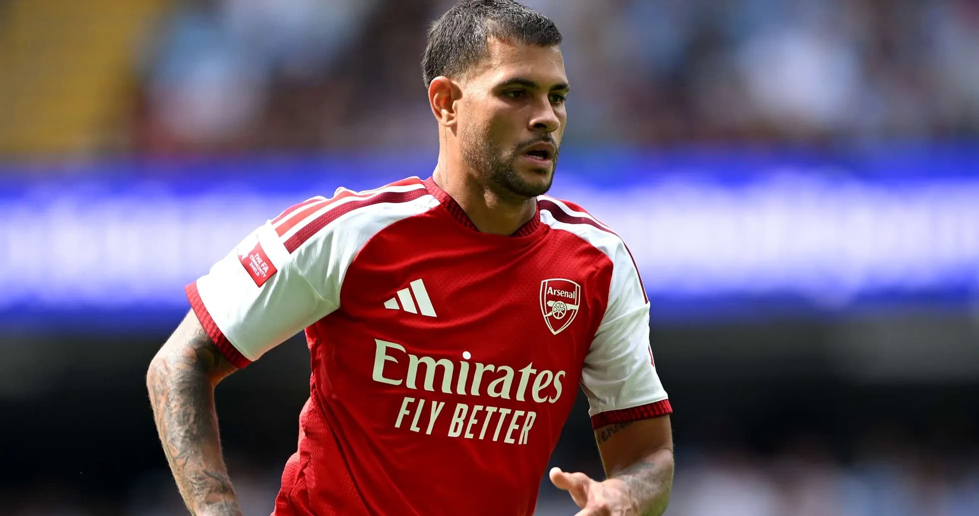 Jugador de Arsenal en partido de fútbol