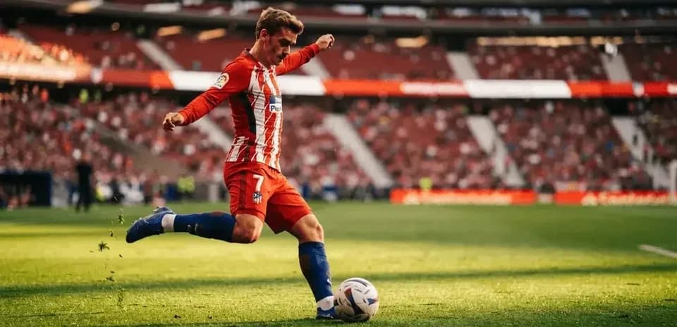 Jugador de Atlético de Madrid ejecutando un tiro