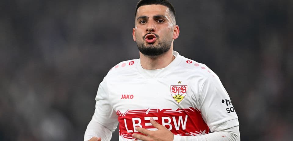 Jugador del Stuttgart gesticulando durante el partido