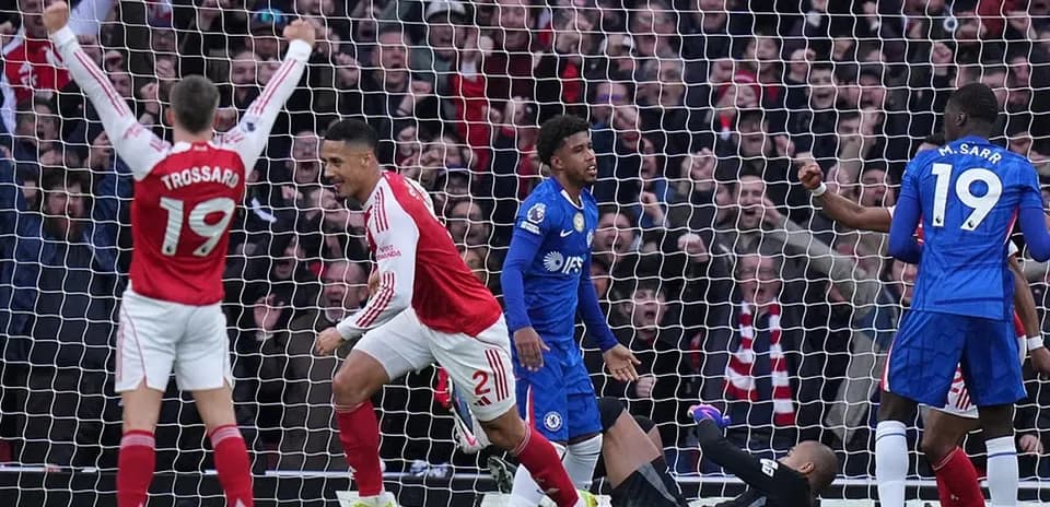 Celebración de gol de Arsenal en el partido