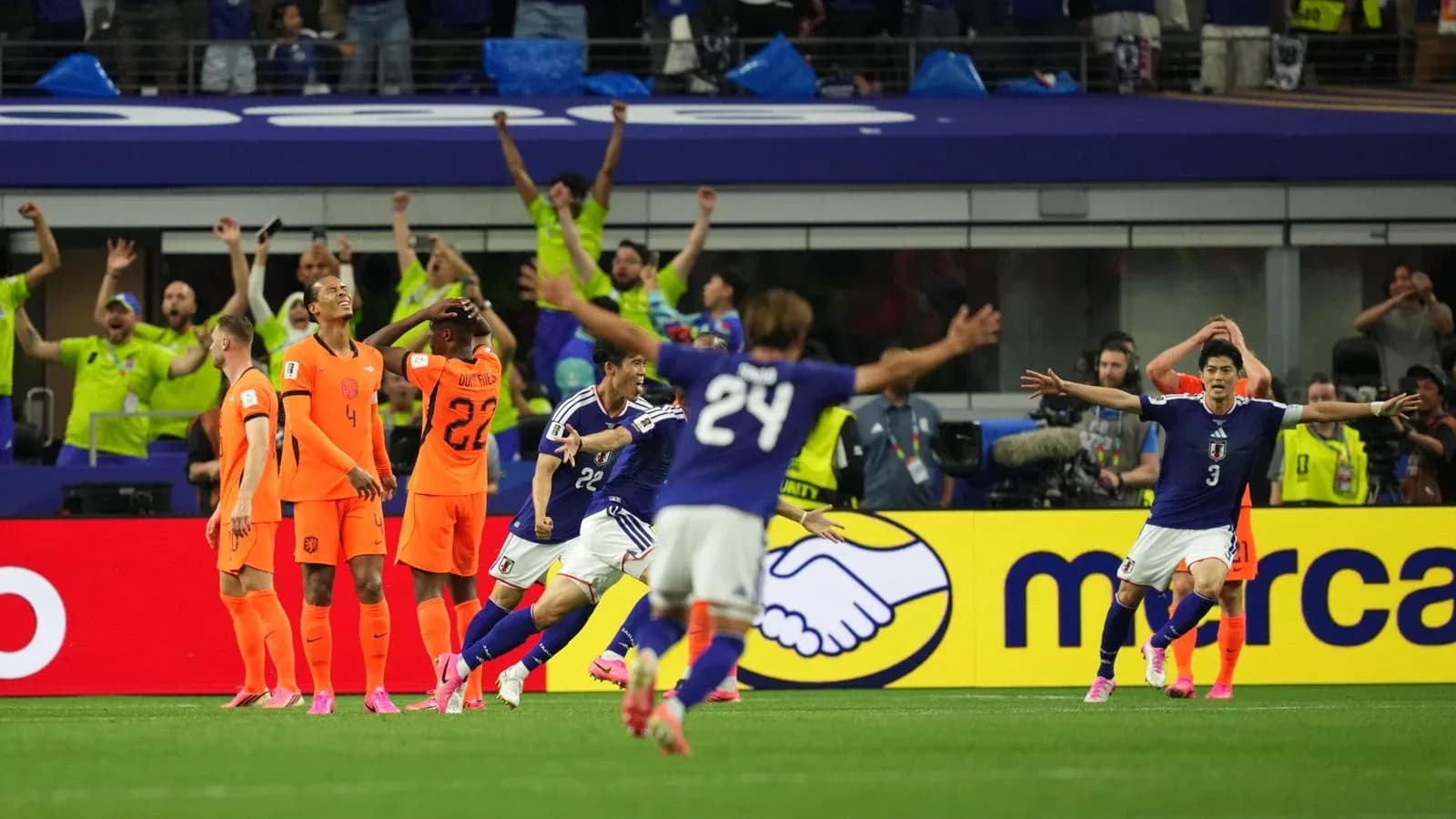 Celebración de Japón tras anotar un gol