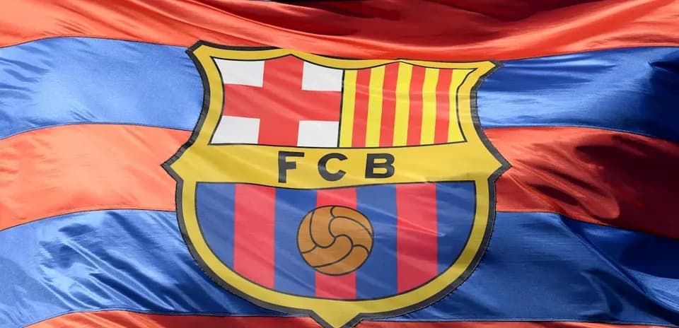 Bandera del FC Barcelona con escudo en el centro