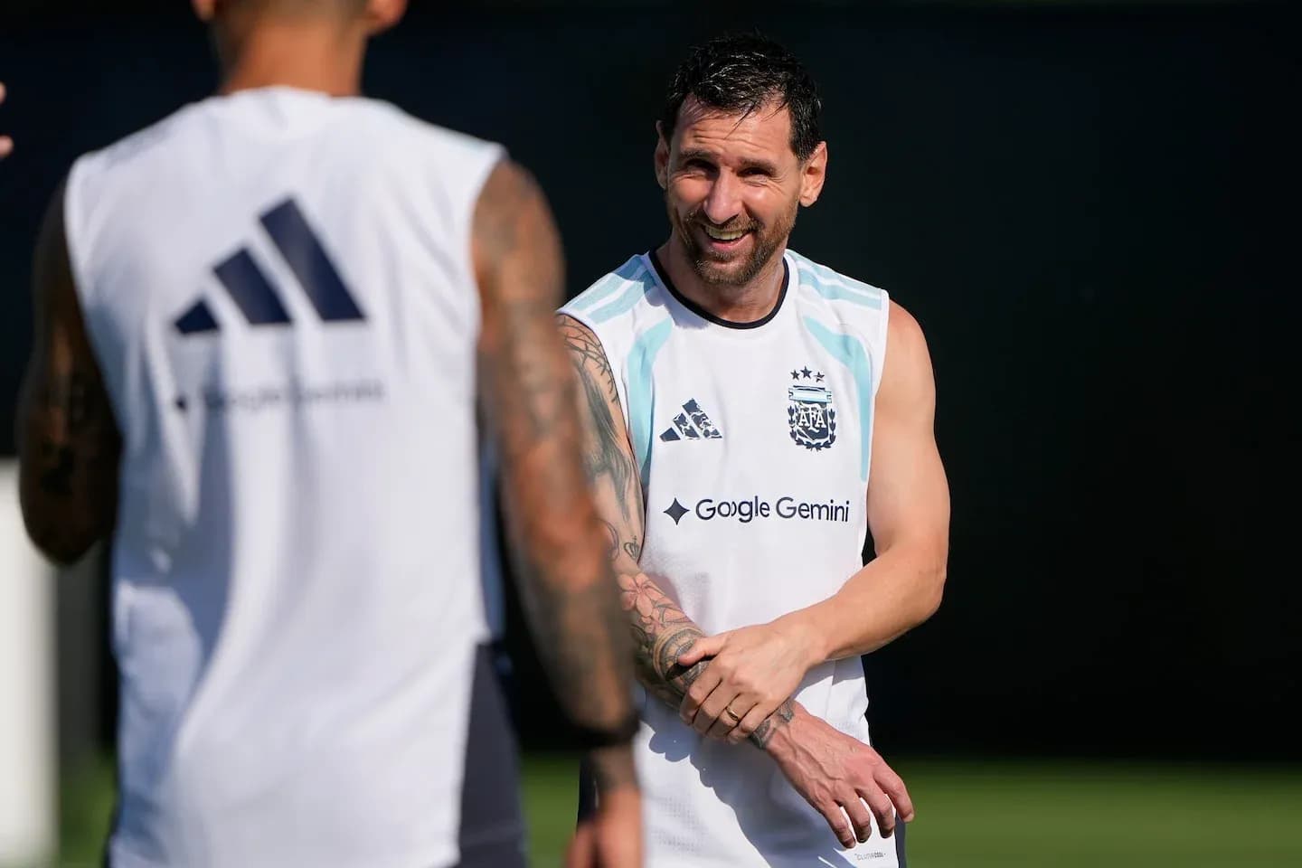 Lionel Messi en entrenamiento con la selección argentina