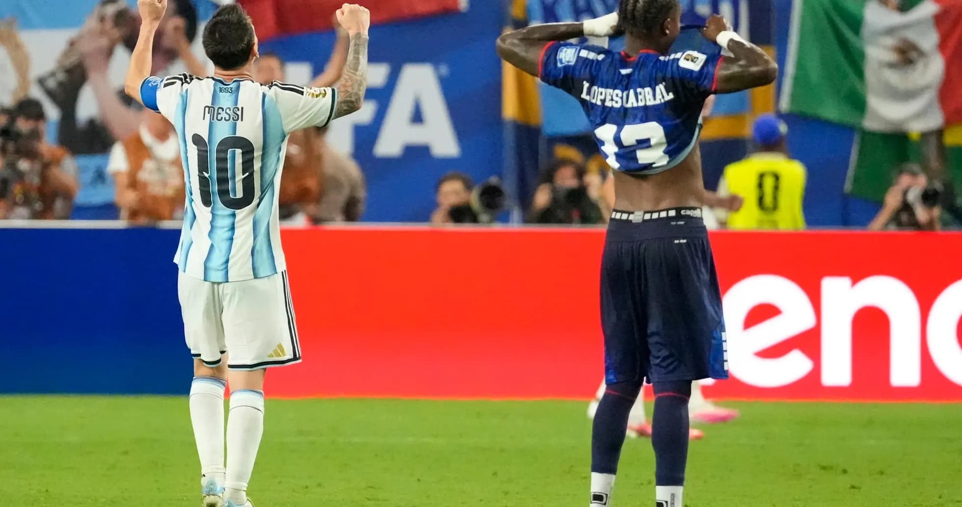 Lionel Messi celebrando durante un partido