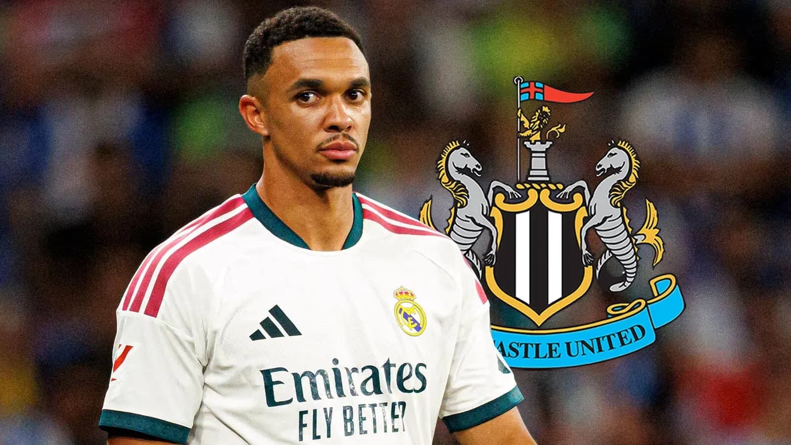 Jugador de Real Madrid con escudo de Newcastle United