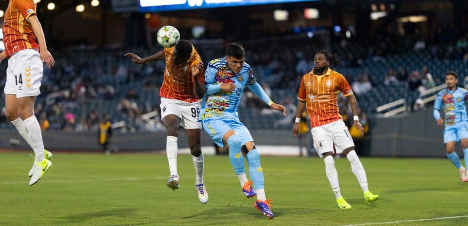 El Paso Locomotive contra Lexington en el partido