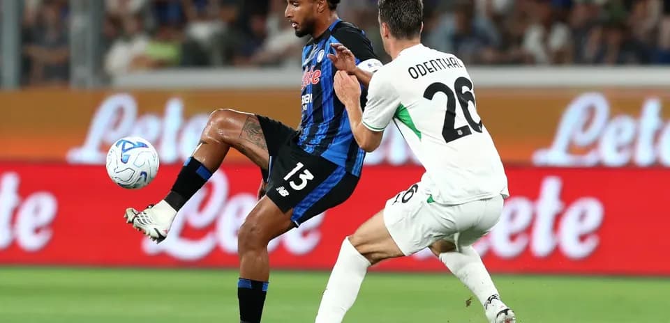 Jugador de Atalanta enfrenta a Odetto de Sassuolo