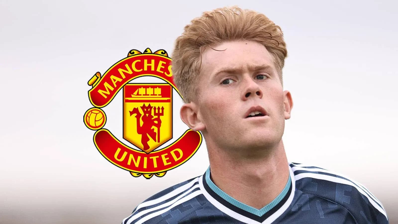 Jugador de Manchester United en uniforme de entrenamiento