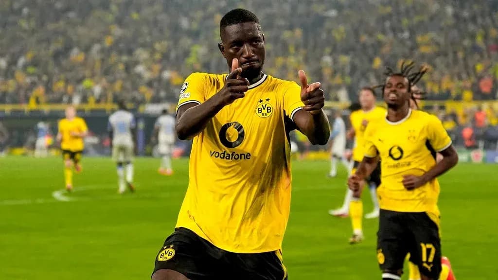 Jugador de Borussia Dortmund celebrando un gol