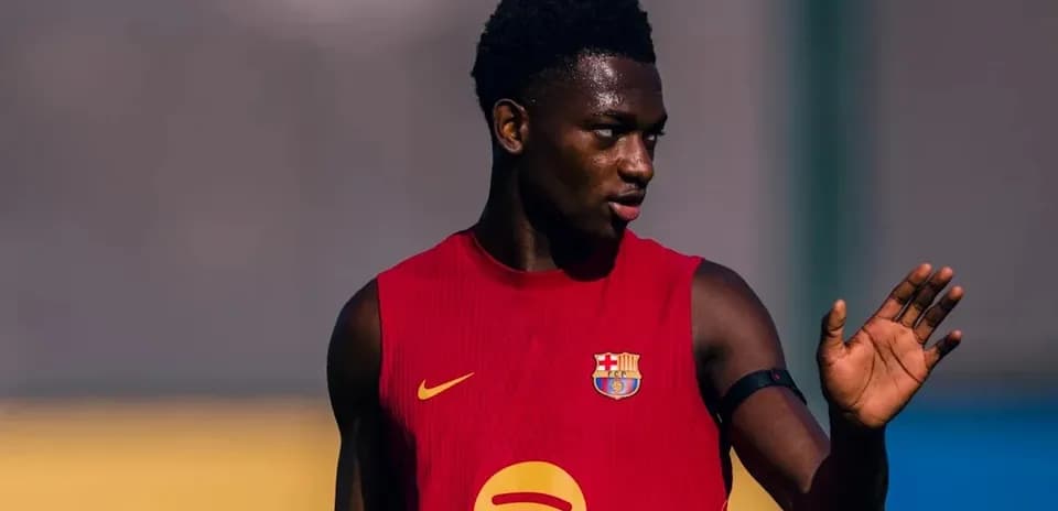 Jugador de Barcelona entrenando en el campo