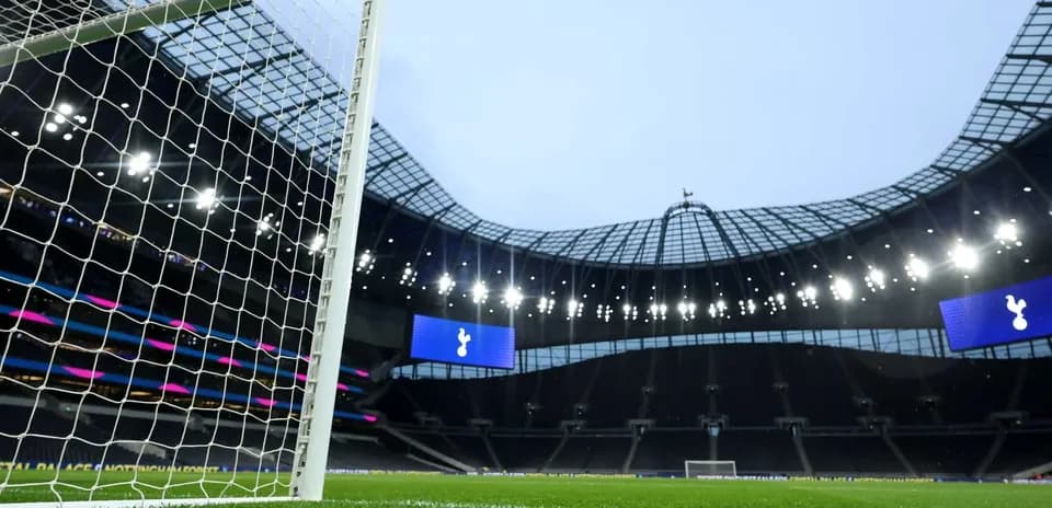Vista del estadio Tottenham Hotspur desde la portería
