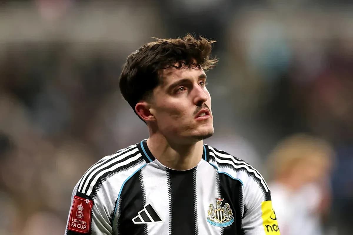 Jugador de Newcastle United en el campo de juego