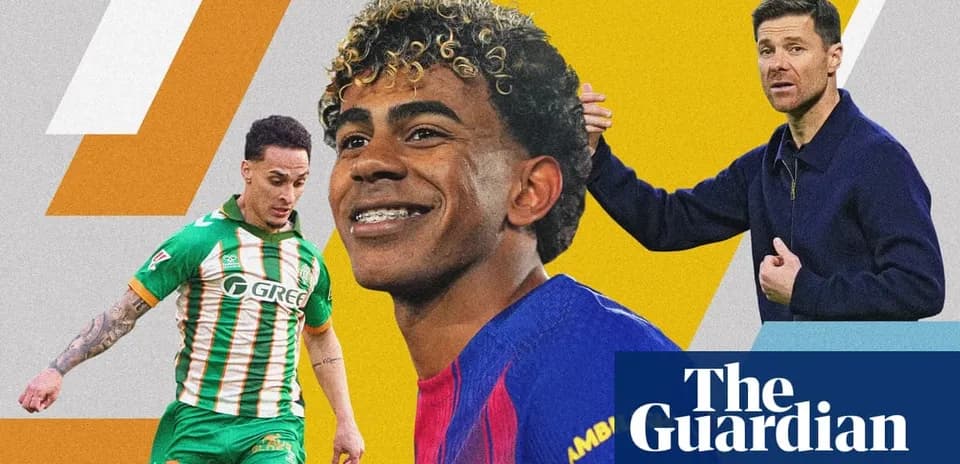 Jugadores y entrenador de fútbol en un collage