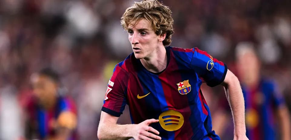 Jugador de Barcelona corriendo durante un partido