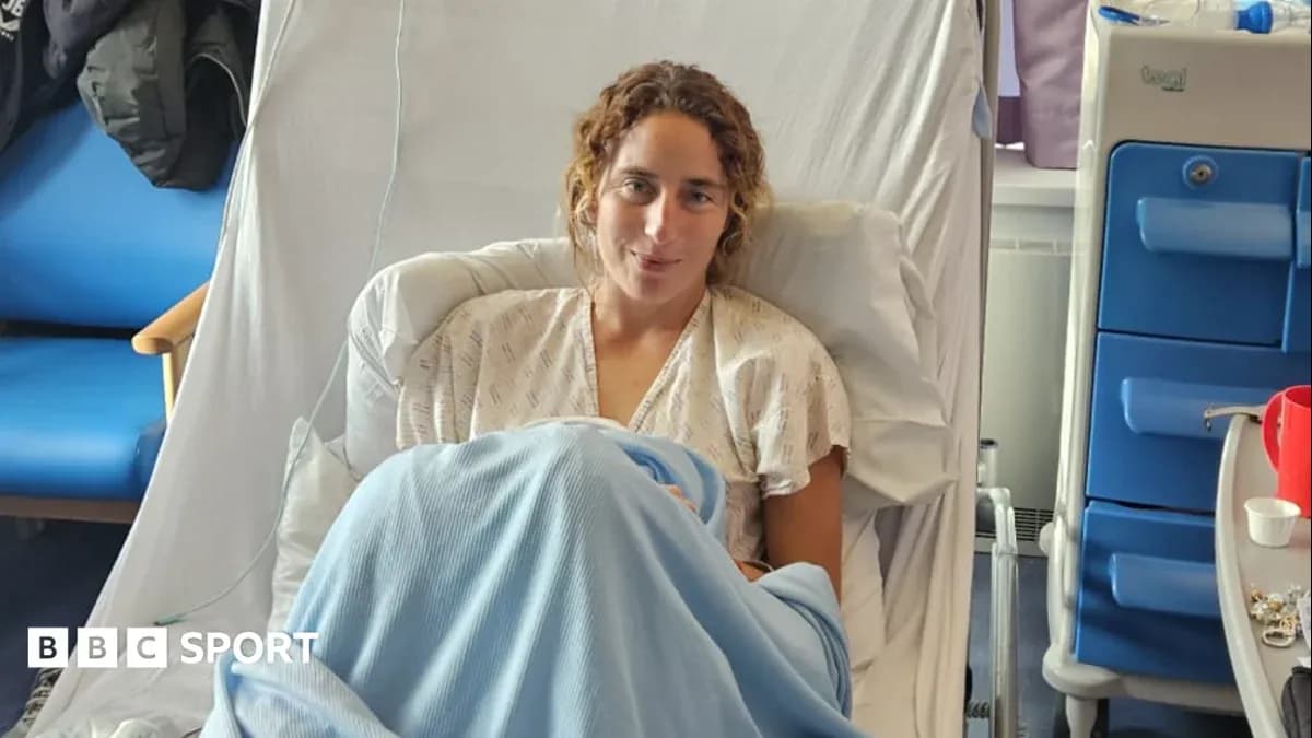 Atleta recuperándose en cama de hospital