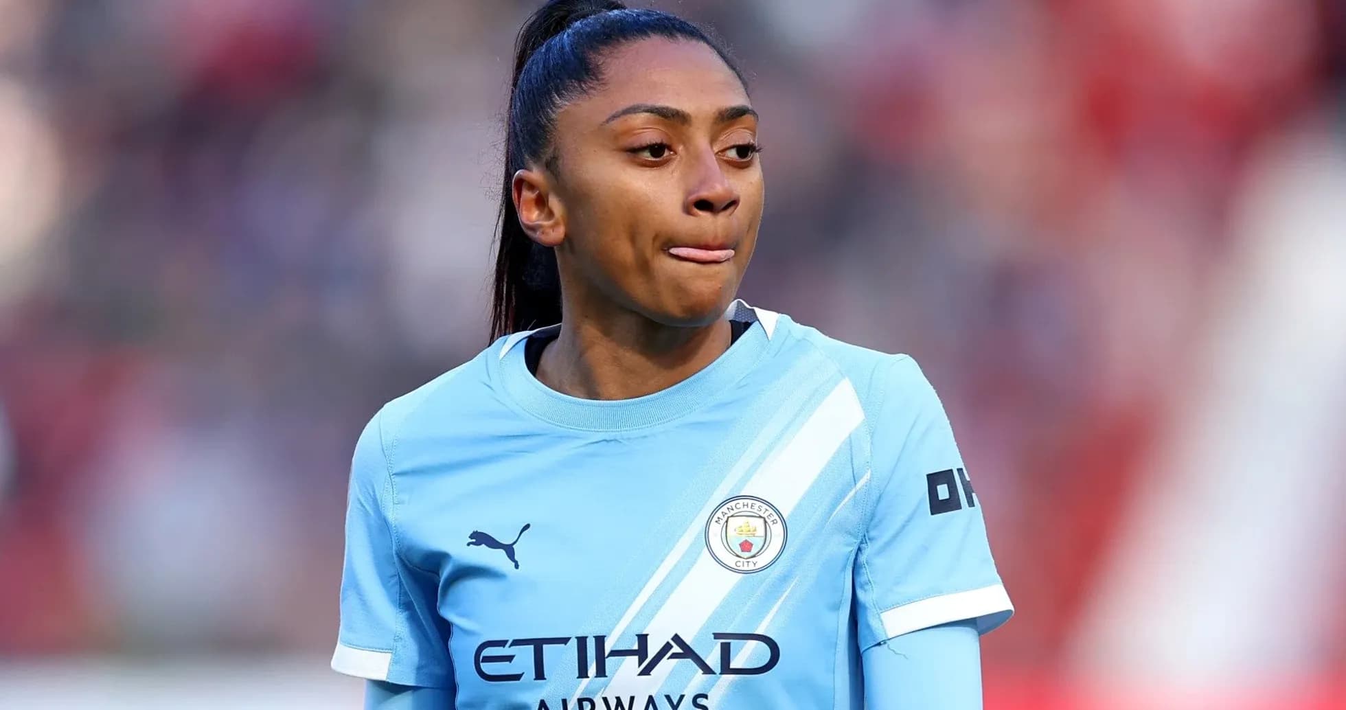 Jugadora de Manchester City en acción durante el partido