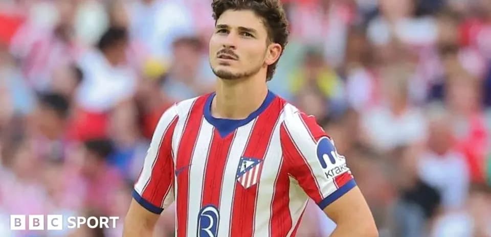 Jugador de Atlético de Madrid en el campo