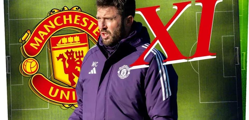 Entrenador de Manchester United en campo de fútbol