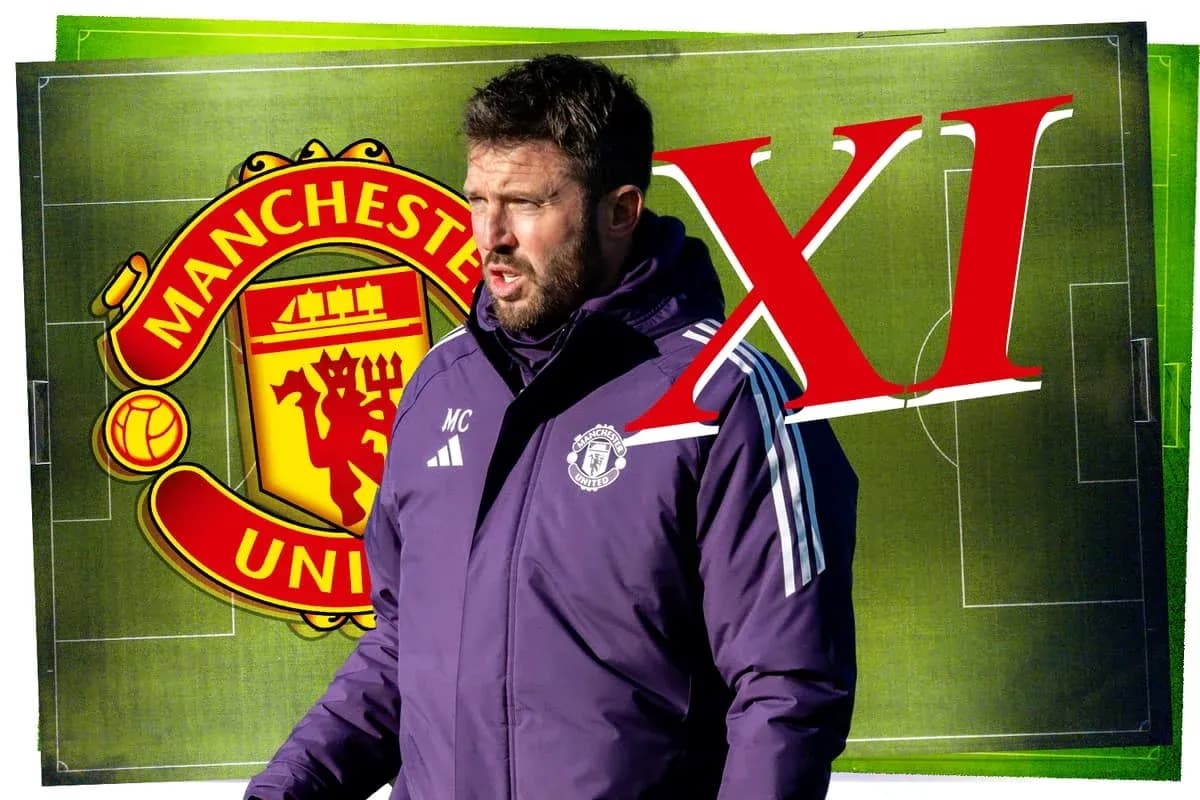 Entrenador de Manchester United en campo de fútbol