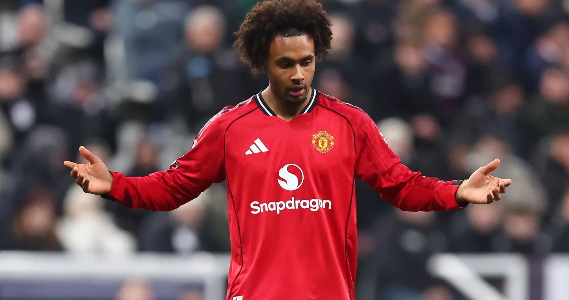 Jugador de Manchester United en acción durante partido