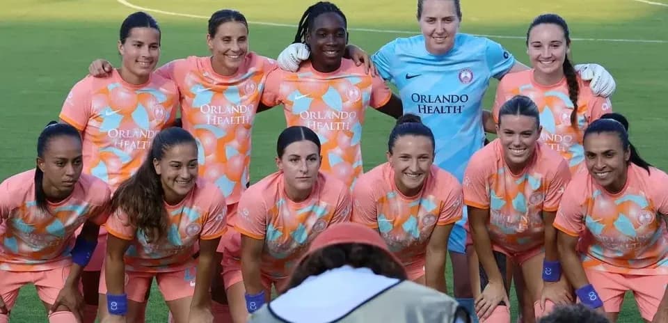 Jugadoras del Orlando Pride en formación
