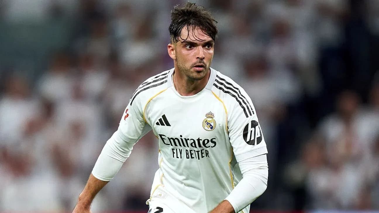 Jugador de Real Madrid en acción durante el partido