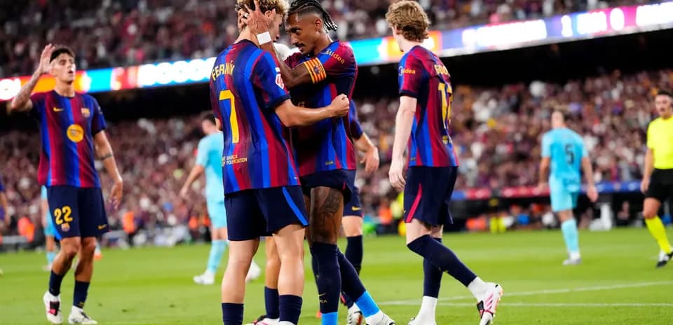 Jugadores del Barcelona celebrando un gol