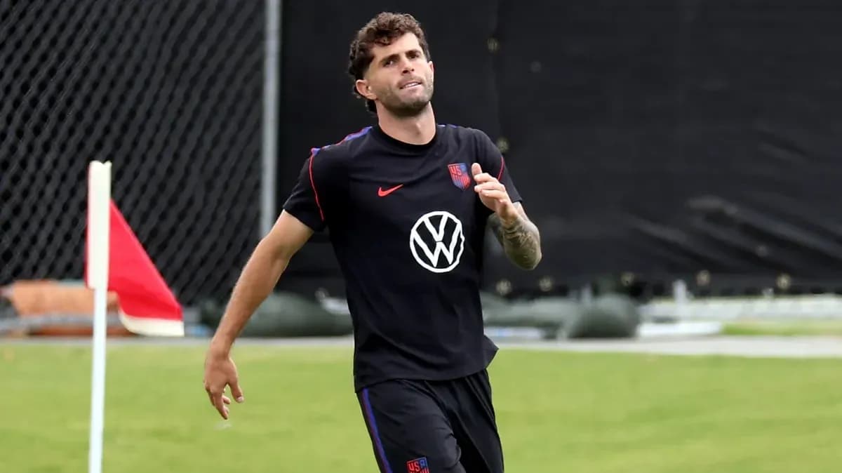 Jugador corriendo durante entrenamiento en campo