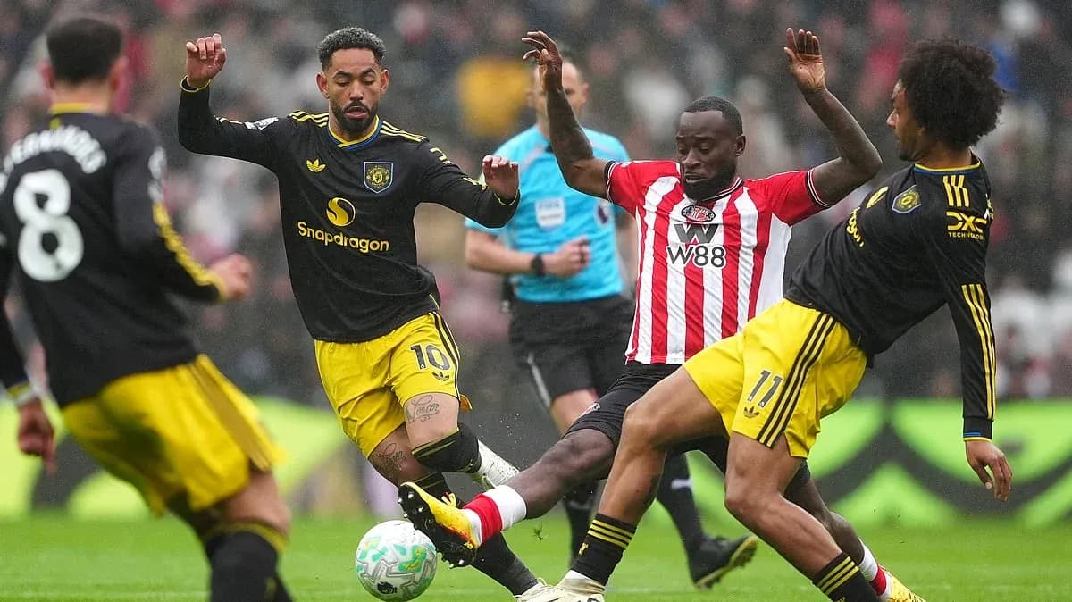 Jugadores de Sunderland y Manchester United en acción