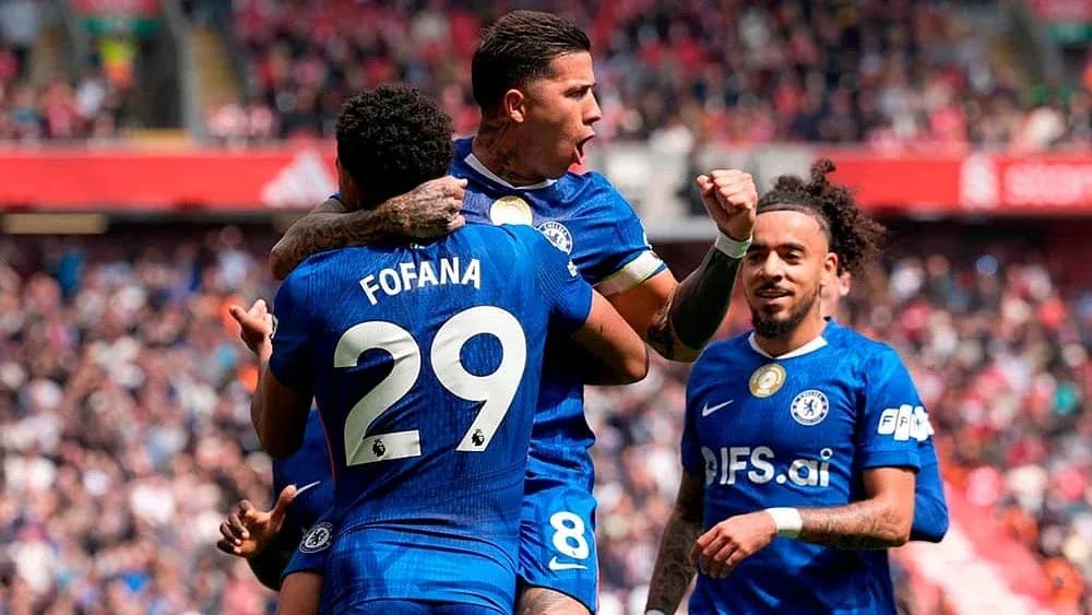 Jugadores de Chelsea celebrando un gol