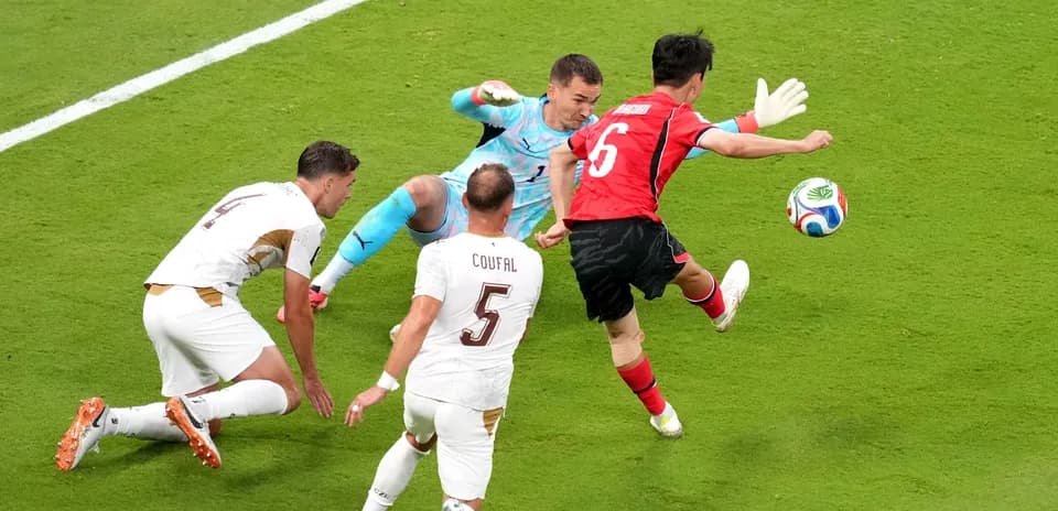 Acción del partido entre Corea del Sur y República Checa