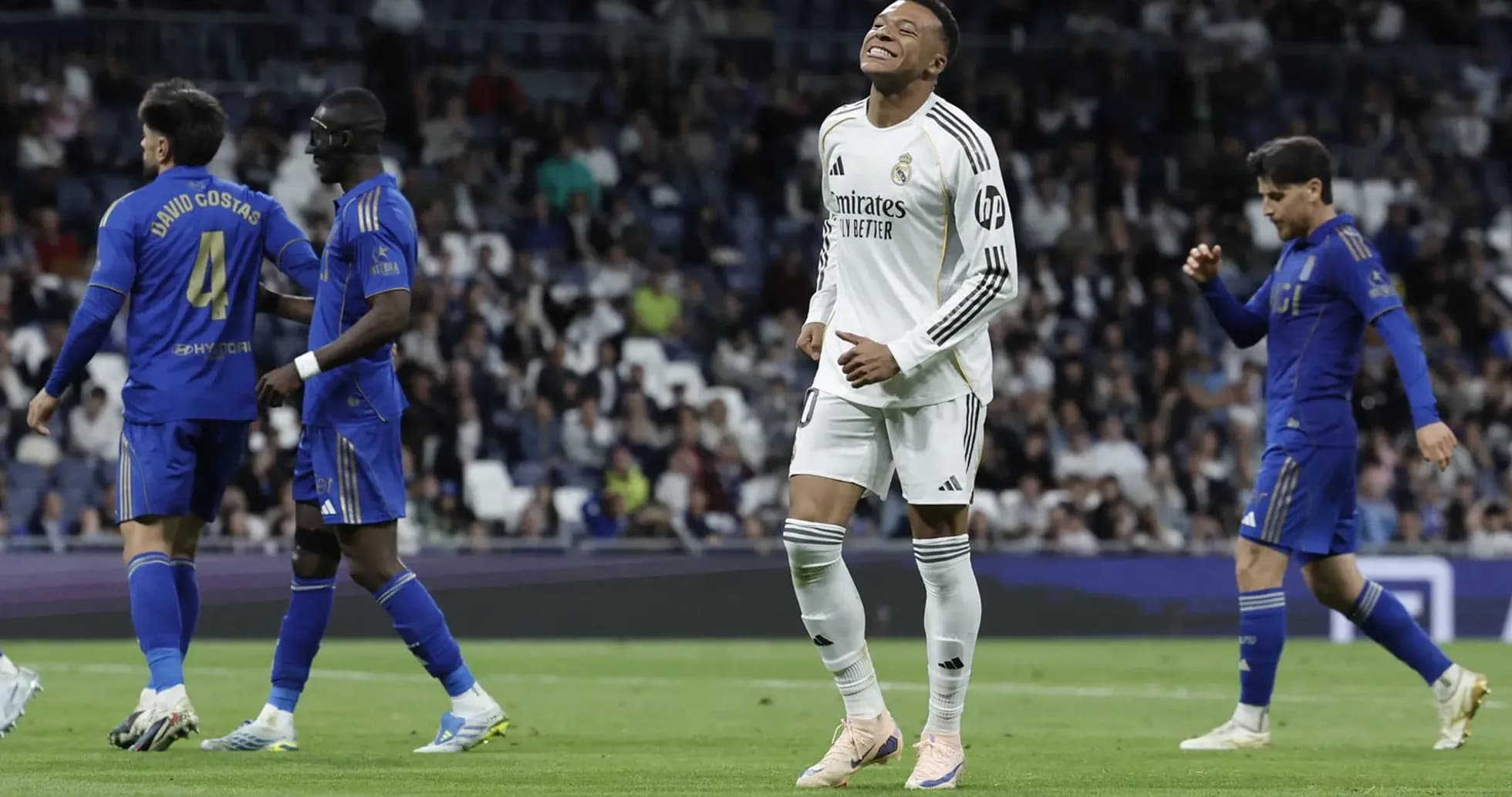 Vinícius Jr. celebrando un gol contra Oviedo