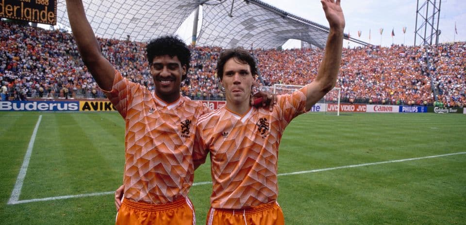 Países Bajos vence a Alemania en Hamburgo: Van Basten define una semifinal histórica en la Eurocopa 1988