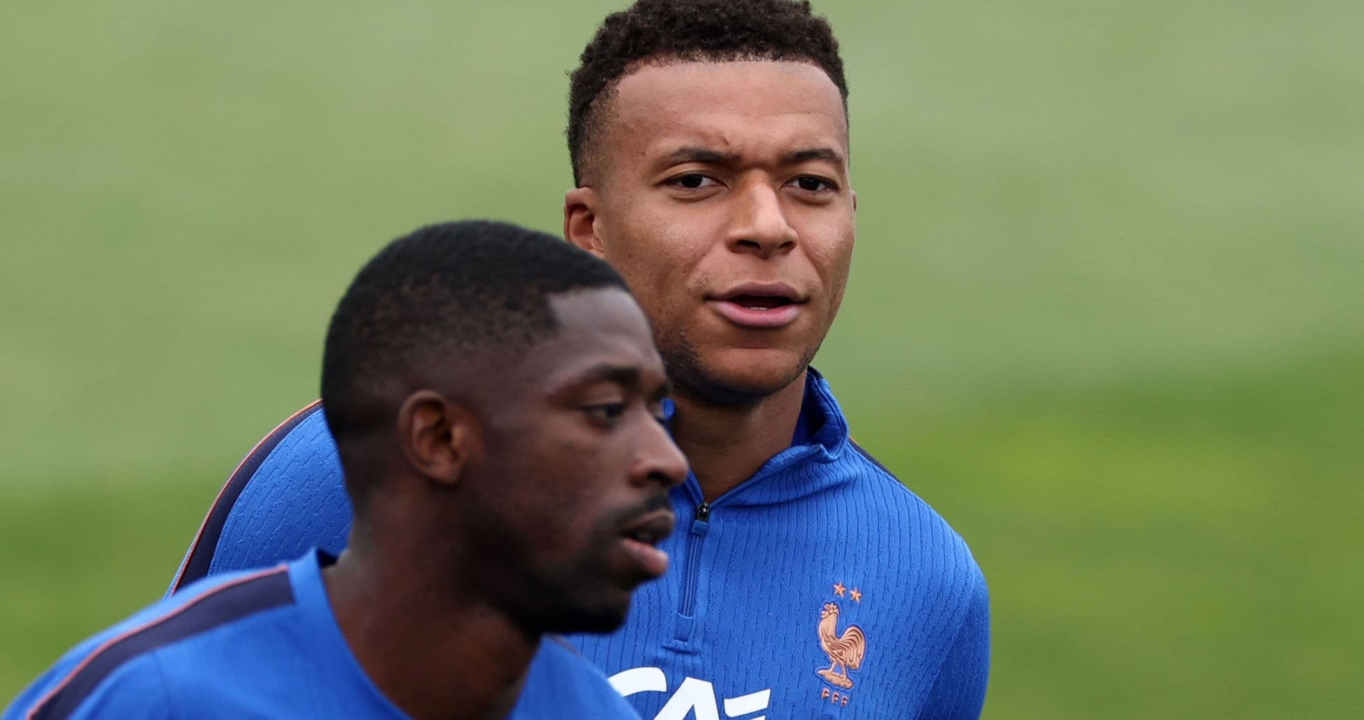 Tensión en Francia: Comentarios de Mbappé sobre el Balón de Oro dividen al equipo y enfurecen a Dembélé