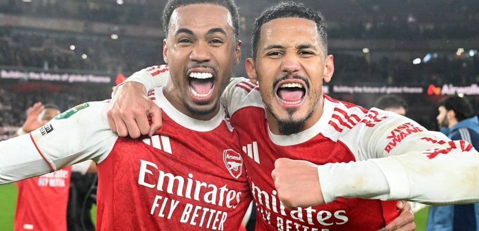 Los 25 Mejores Defensas Centrales del Fútbol Mundial: Clasificación Actualizada