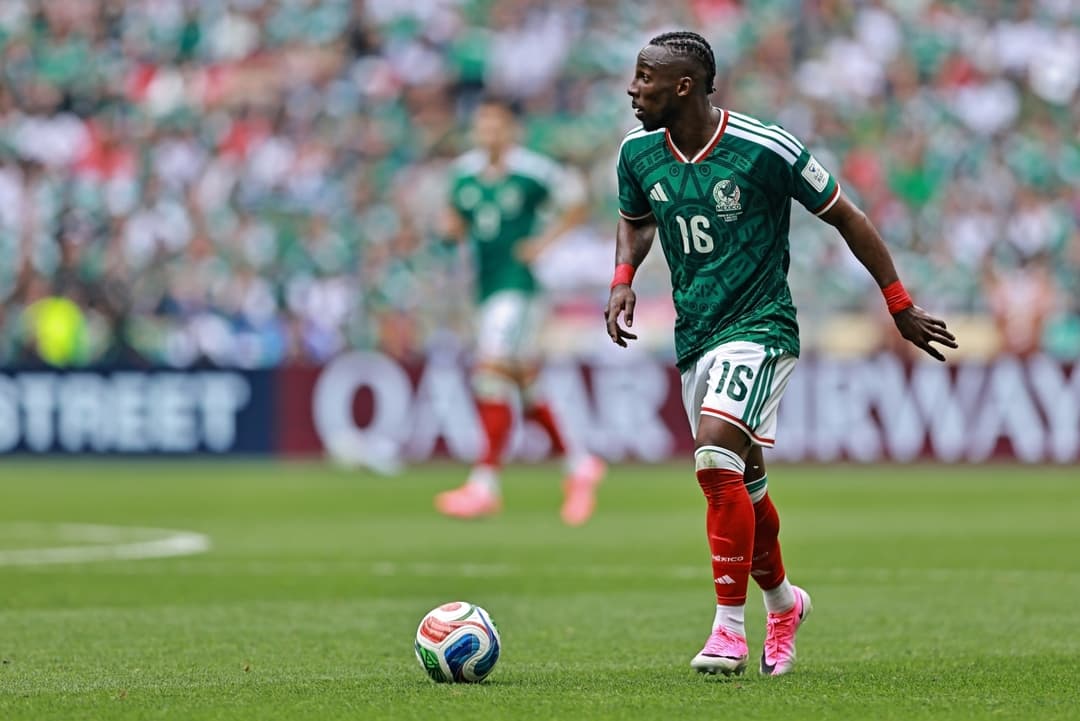 Dos mexicanos destacan entre los mejores jugadores de la fase de grupos del Mundial 2026
