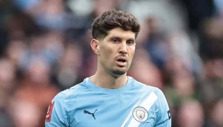 Juventus se suma a la puja por John Stones tras interés del Arsenal