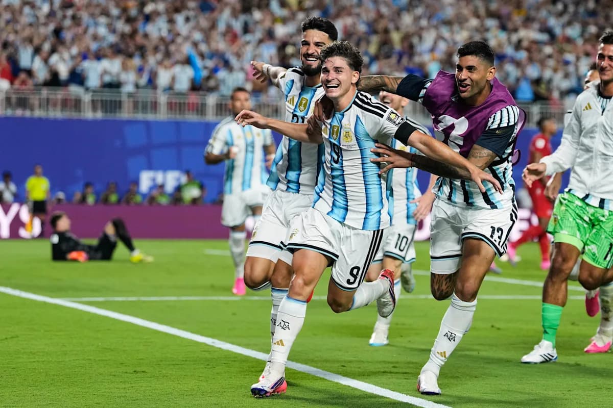 Julián Álvarez brilla en tiempo extra y Argentina avanza a semifinales tras vencer a Suiza