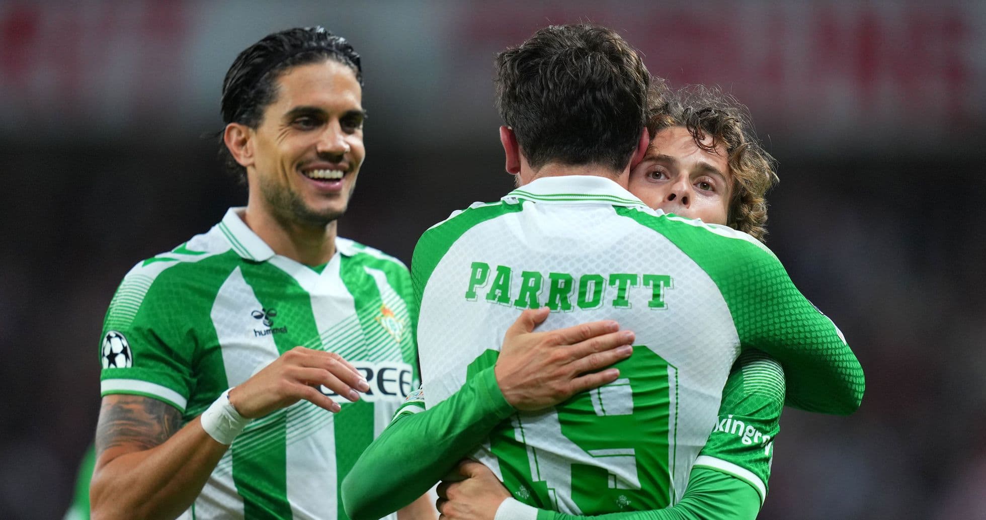 Troy Parrott brilla y Ethan Mbappé es expulsado en un vibrante duelo de Champions entre Lille y Real Betis