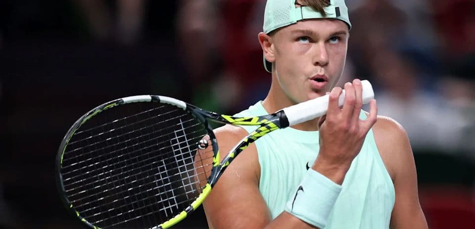 Holger Rune se prepara para su regreso en el ATP Tour tras lesión en Japón