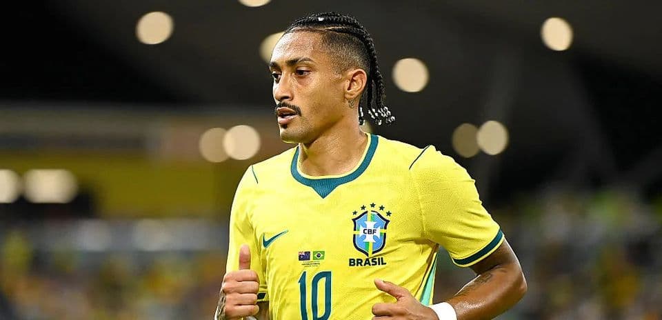 Raphinha como delantero y siete cambios: el once de Brasil frente a Australia