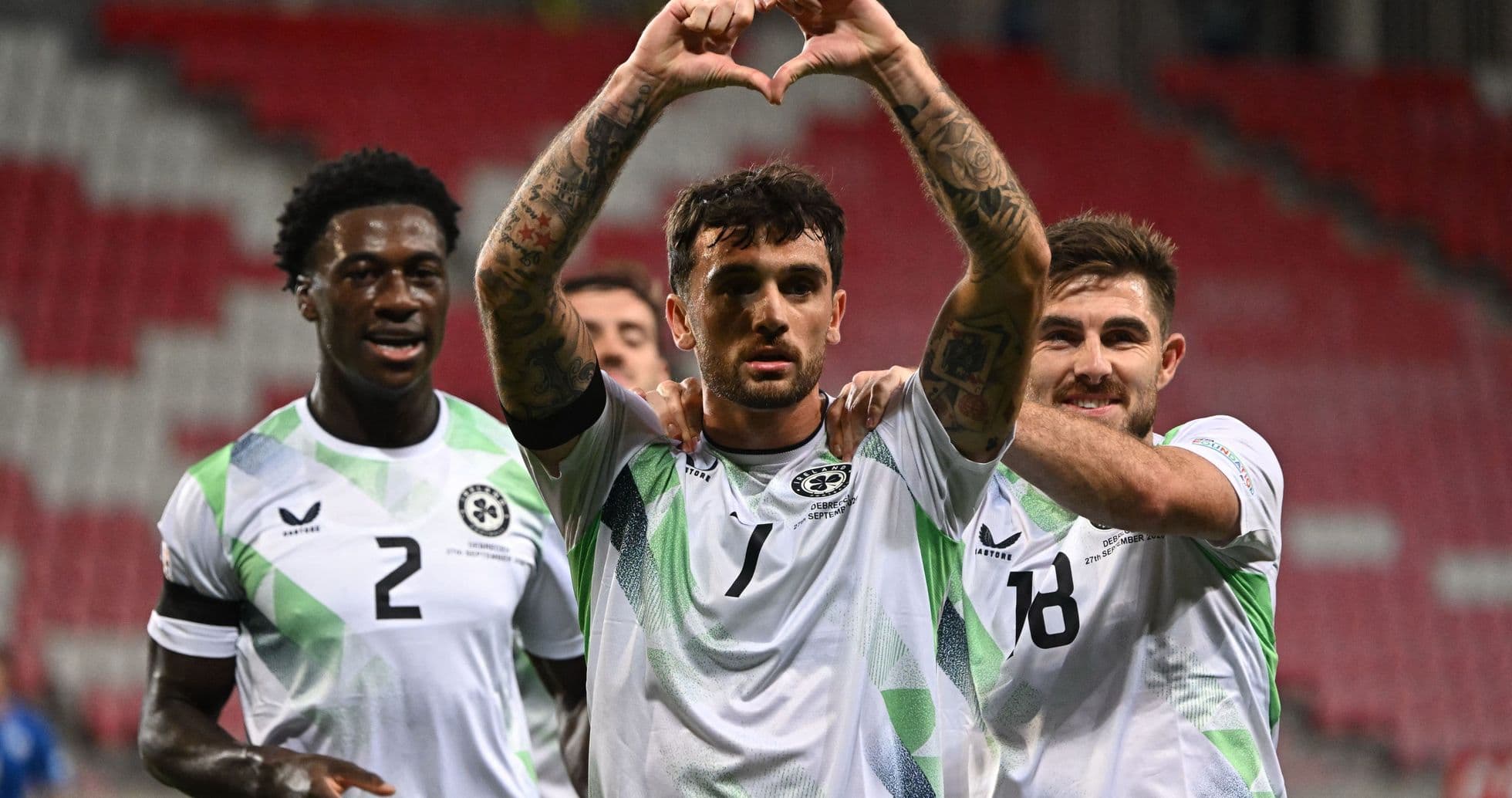 Irlanda vence a Israel 3-0 en la Nations League entre protestas y sin saludos previos