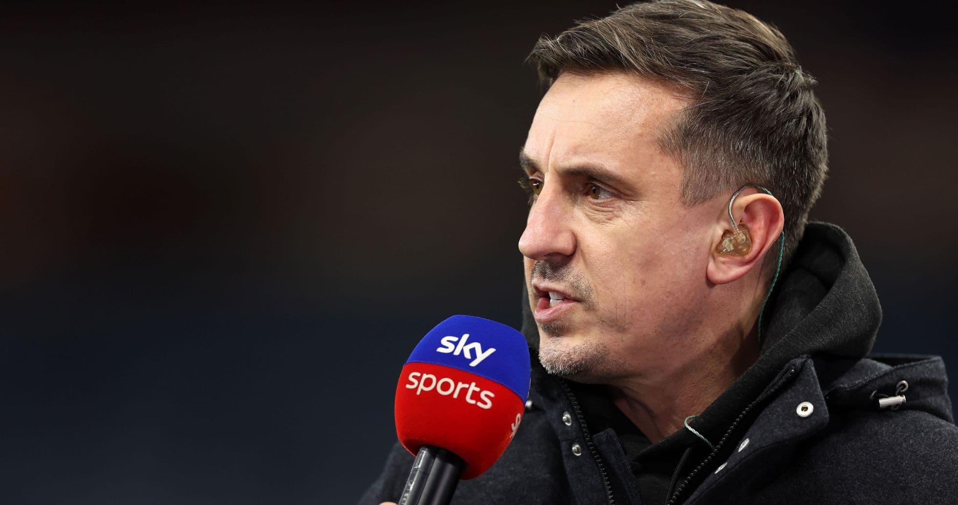Gary Neville confía en que Arsenal volverá a ganar la Premier League por su defensa superior