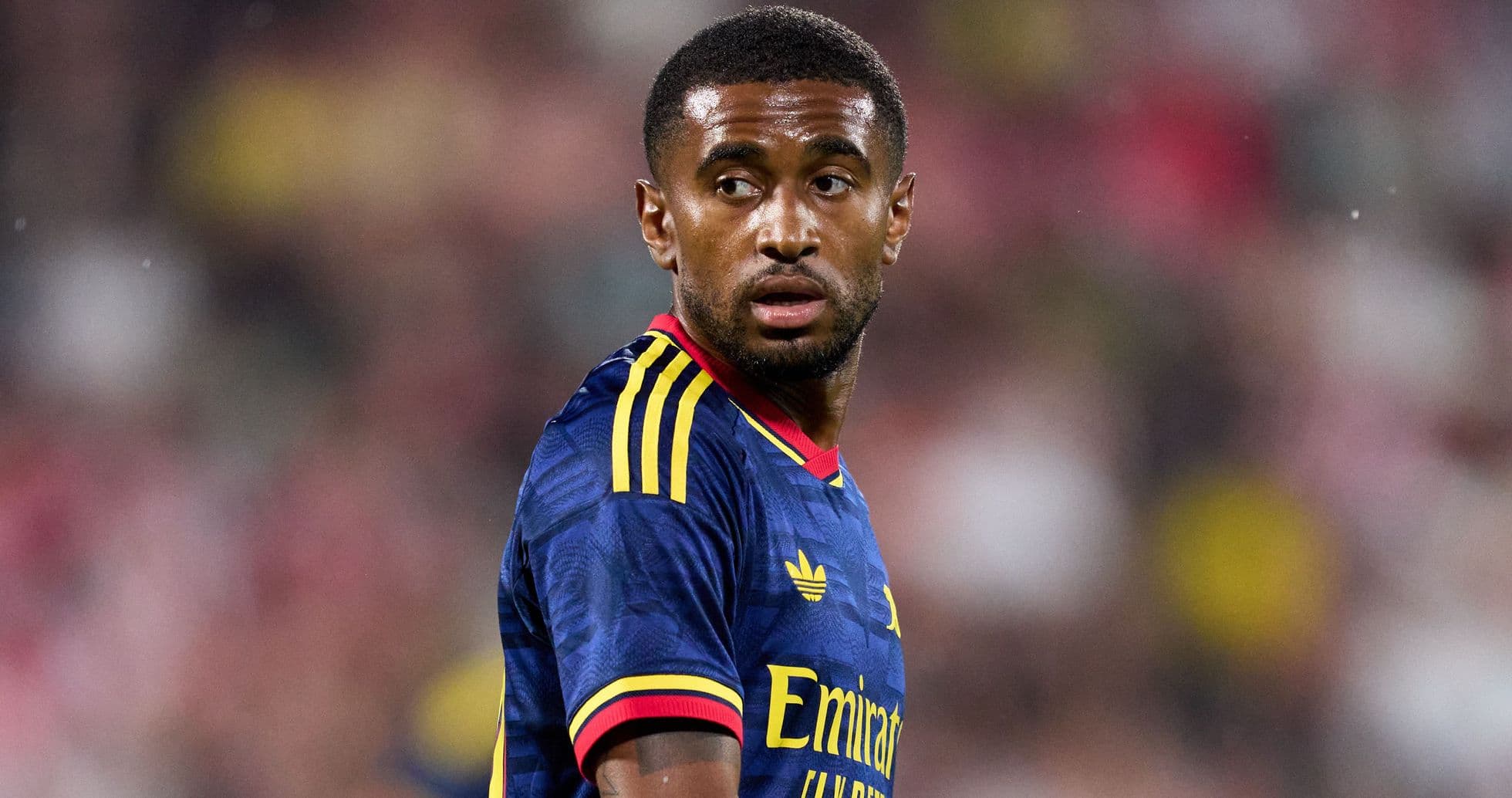 Reiss Nelson se despide del Arsenal tras acuerdo de rescisión mutua