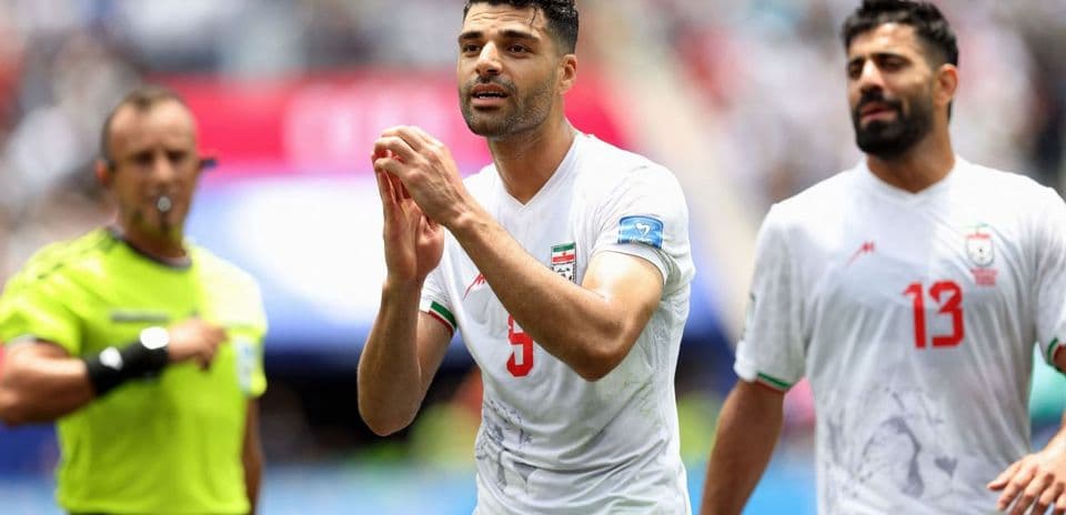 Análisis de VAR en el Mundial: ¿Por qué se anuló el gol de Irán? ¿Merecía Ngoy la tarjeta roja?