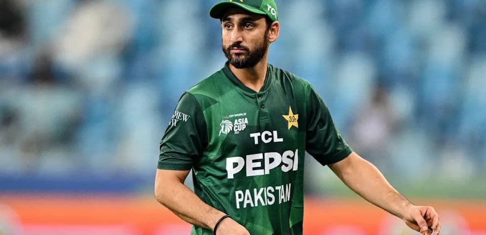 Sahibzada Farhan, nuevo capitán de Pakistán en T20I: PCB busca renovación para el ciclo 2028