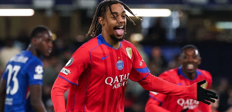 Liverpool avanza en la negociación por Bradley Barcola ante posible salida de Cody Gakpo