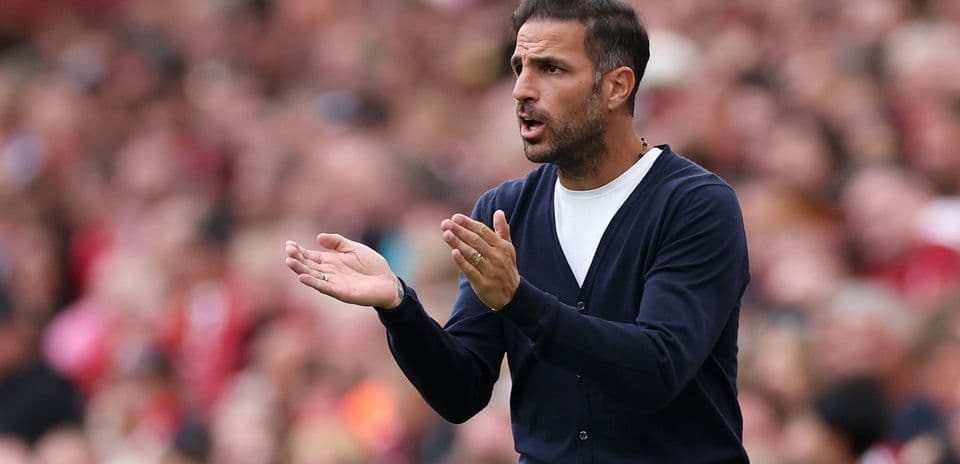 Cesc Fàbregas exige un refuerzo en el ataque tras la histórica victoria de Como sobre Napoli