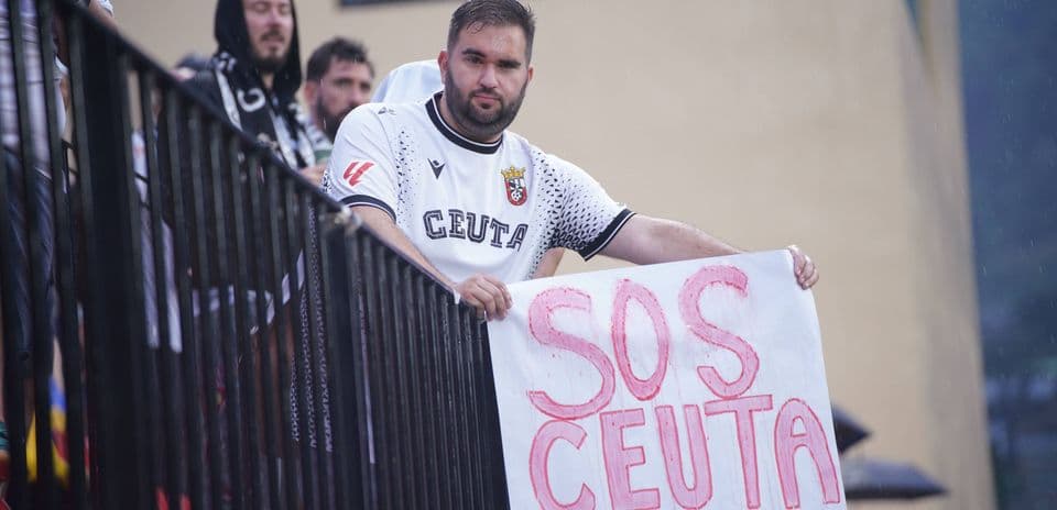 Crisis en la frontera provoca que 15 jugadores cancelen fichajes con AD Ceuta