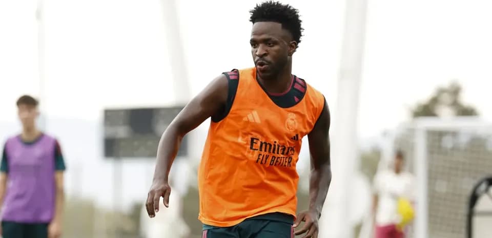 Vinicius Junior regresa a entrenar con Real Madrid: situación de su contrato y posible interés del Arsenal